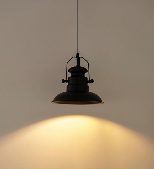 Sailor Metal Pendant Black