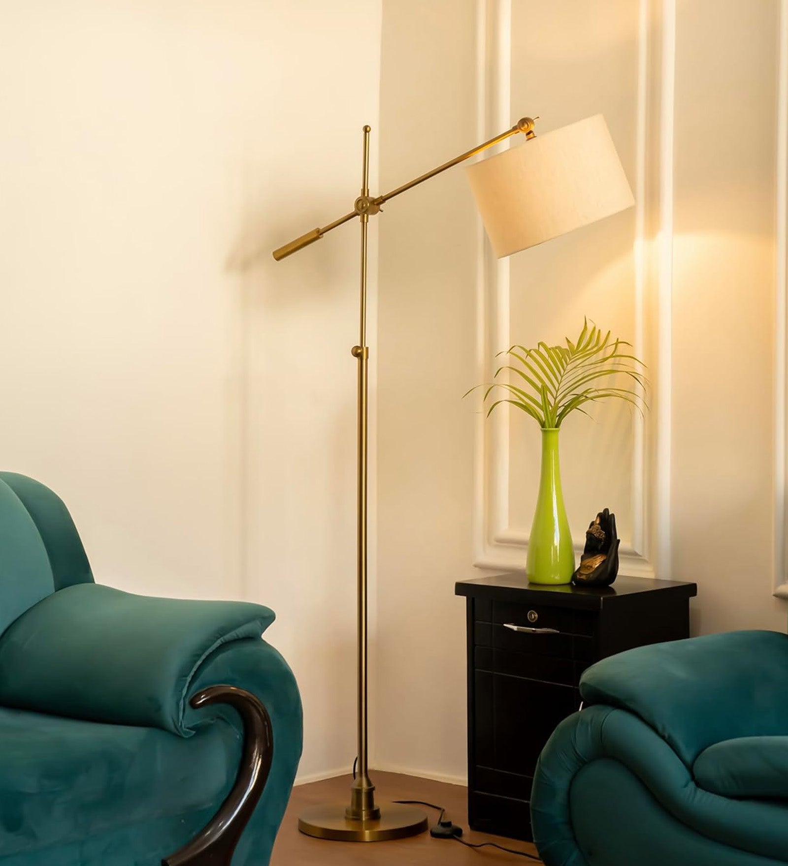 Modern Reading Task Floor Lamp Standing Focused Light Adjustable Height and Moveable Brass Antique finish