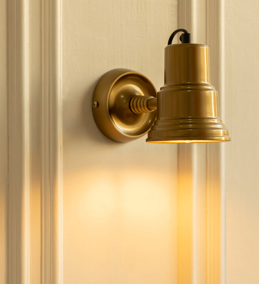 Adjustable Focus Reading Wall Light Antique Brass
