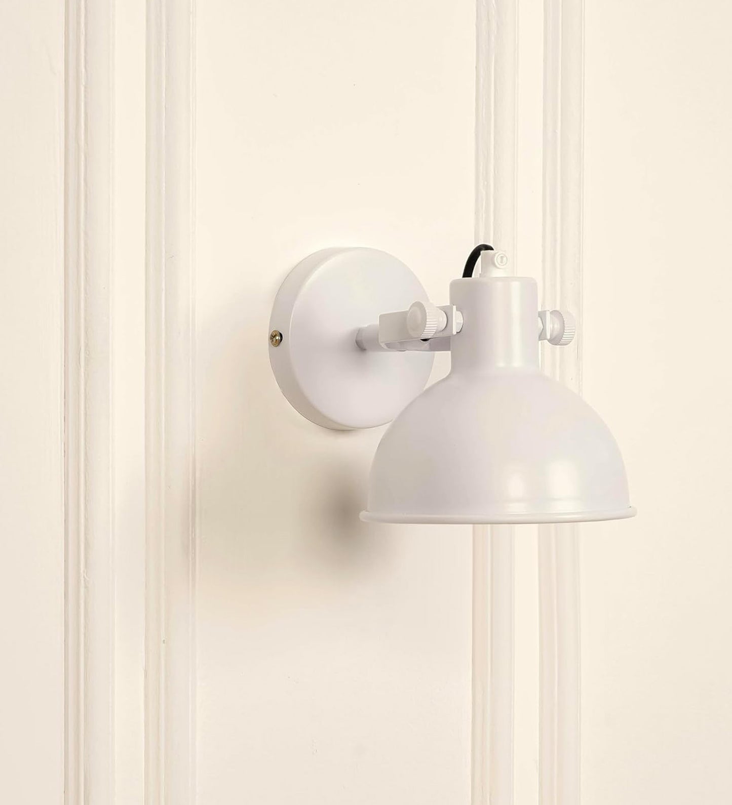 Adjustable Focus Reading Wall Light Matt White