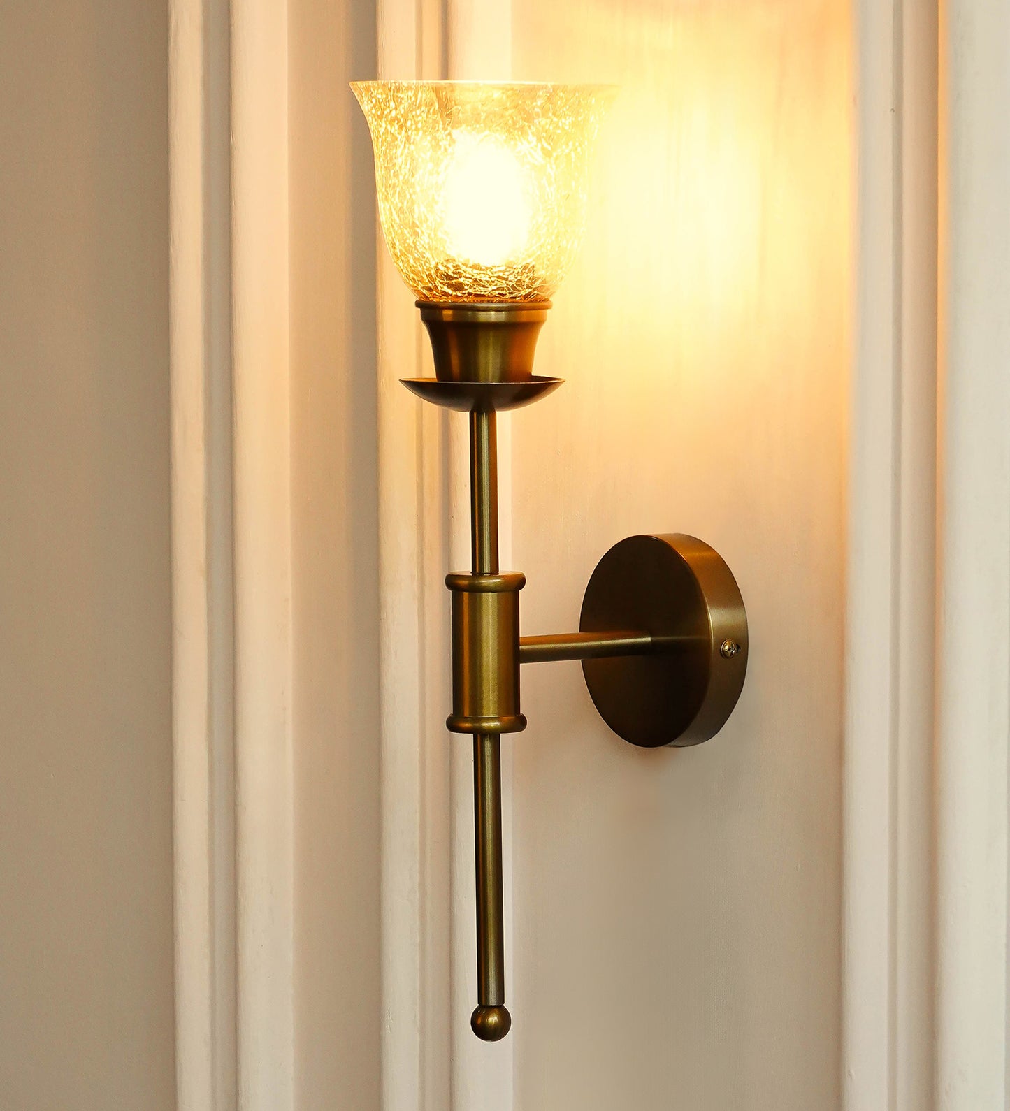 Spacer Wall Lamp with Crackled Cup Glass