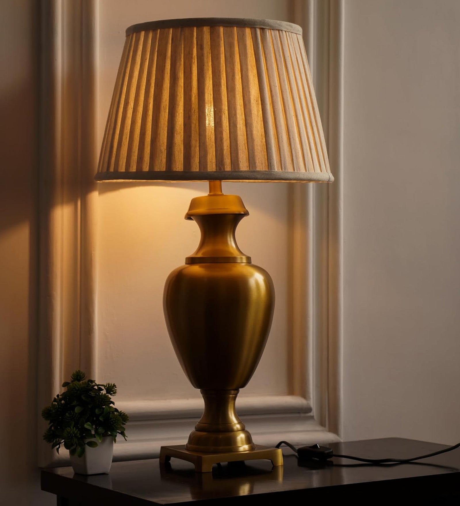 Trophy Brass Table Lamp, Antique Gold (27") – Pleated Shade