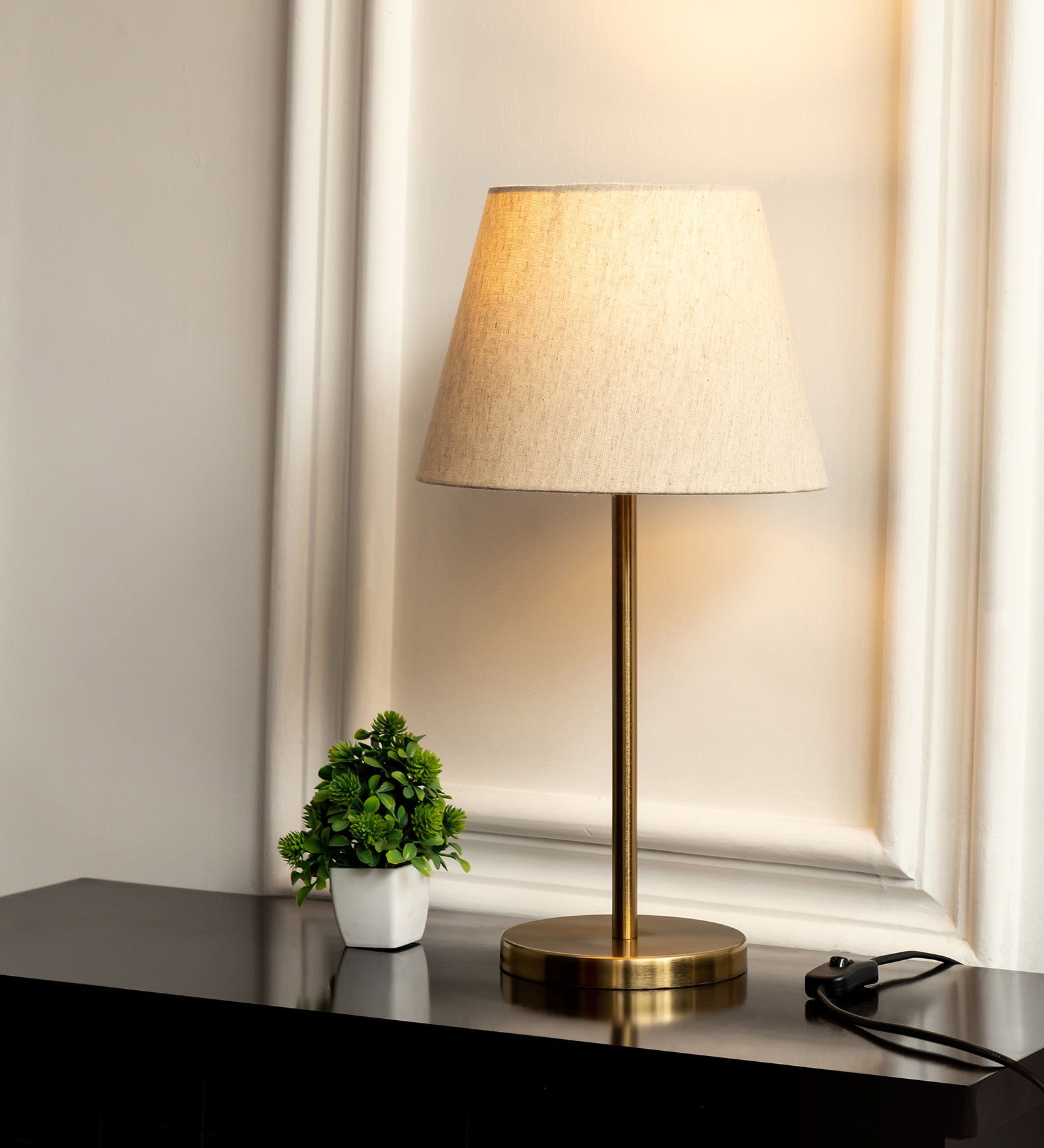 Table Lamp Antique Brass Finish 19 inches Height with 10" Bottom Diamater Off White Tapered Lampshade