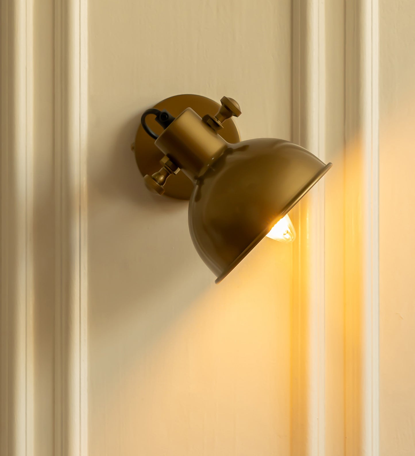 Adjustable Focus Reading Wall Light Brass Antique