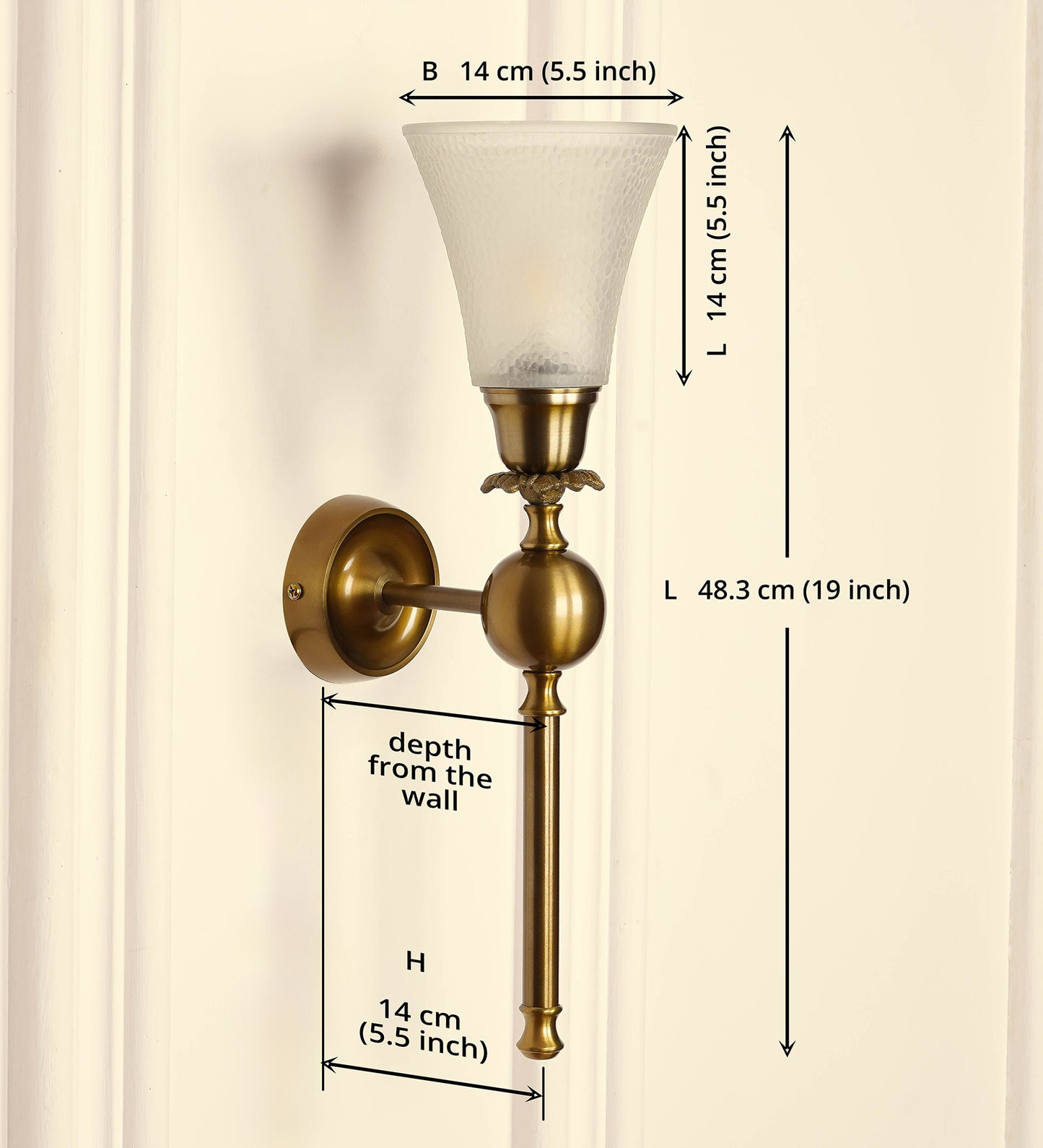 Ball Wall Lamp with Frosted Hammered Glass