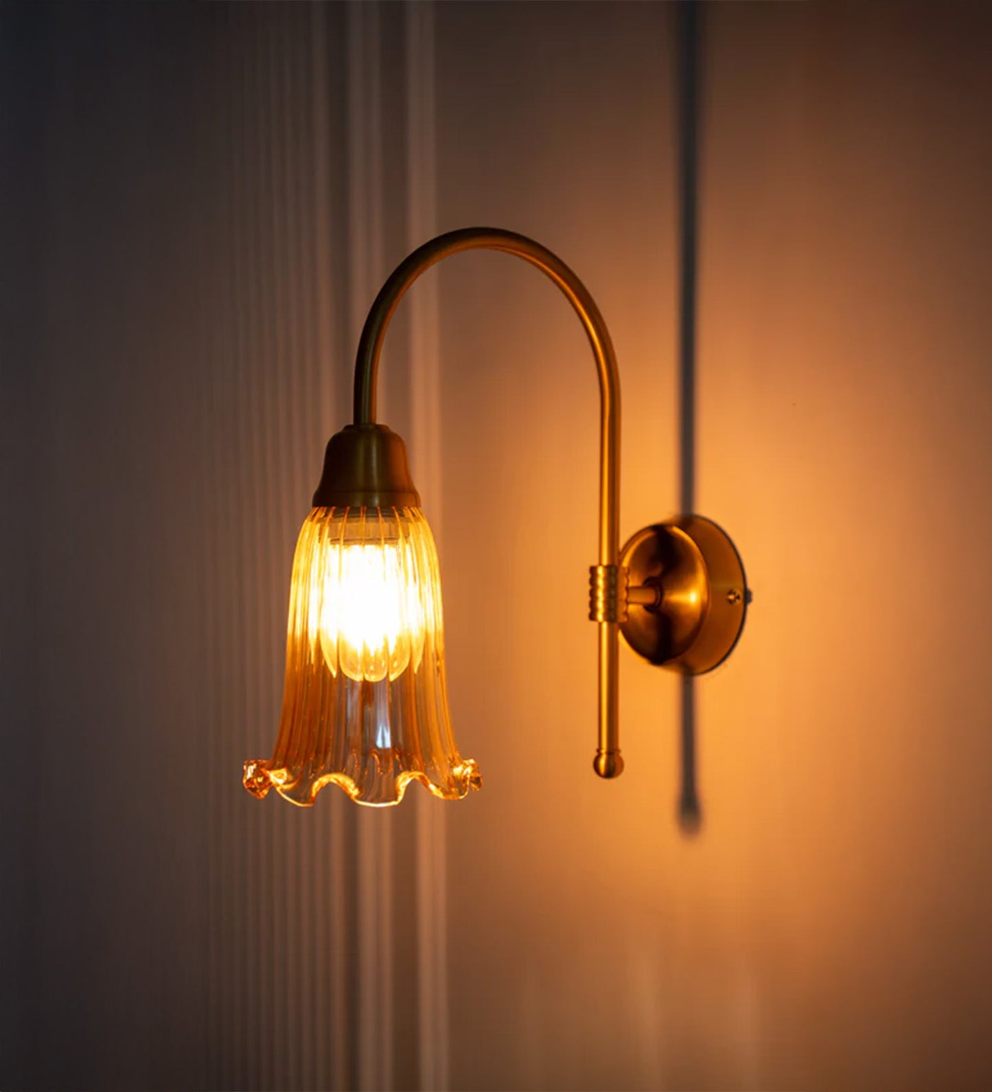 Hockey Wall Lamp with Fluted Flower Glass