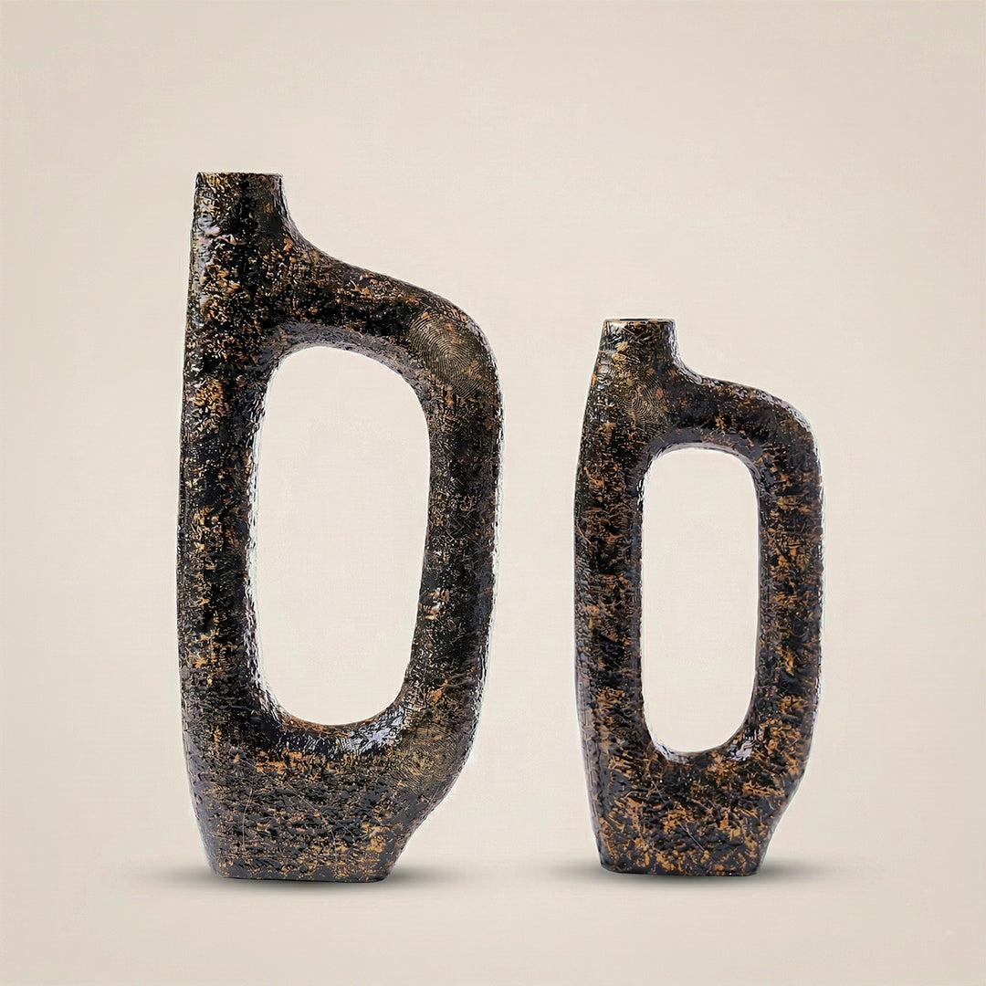 Bugle Back Sculptural Aluminum Vase Set – Textured Decorative Vases (Set of 2)