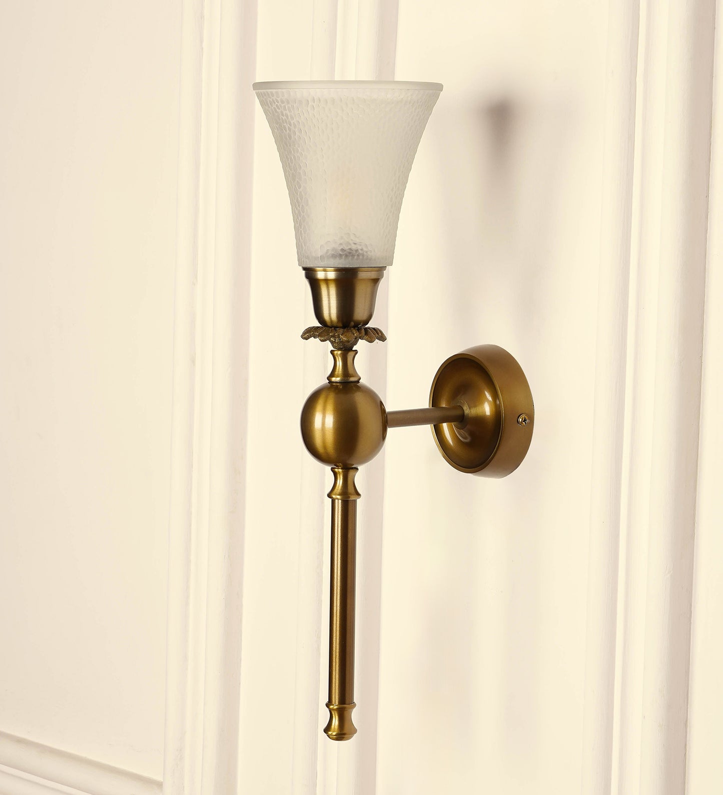 Ball Wall Lamp with Frosted Hammered Glass