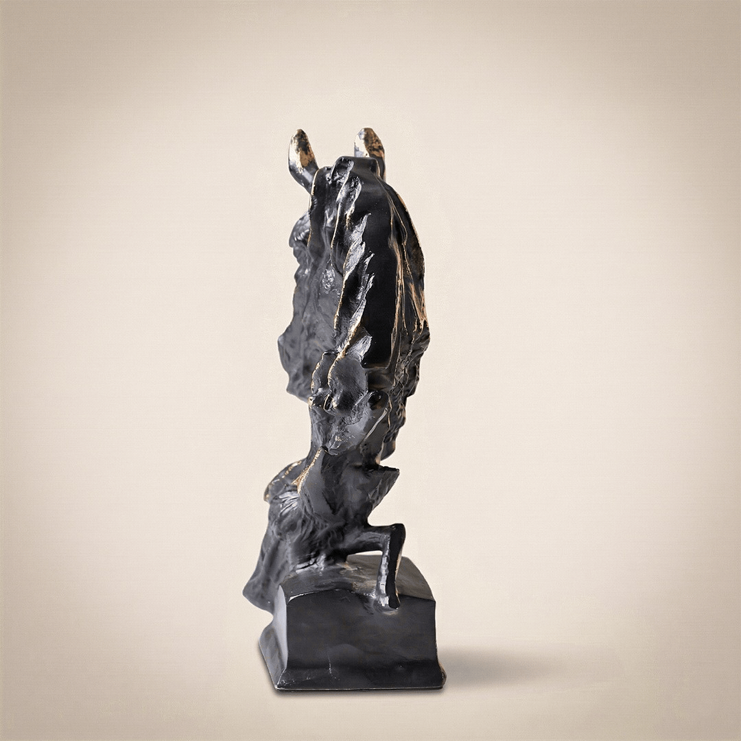 Noir Stallion Black Horse Head Sculpture – Modern Aluminum Tabletop Art Décor