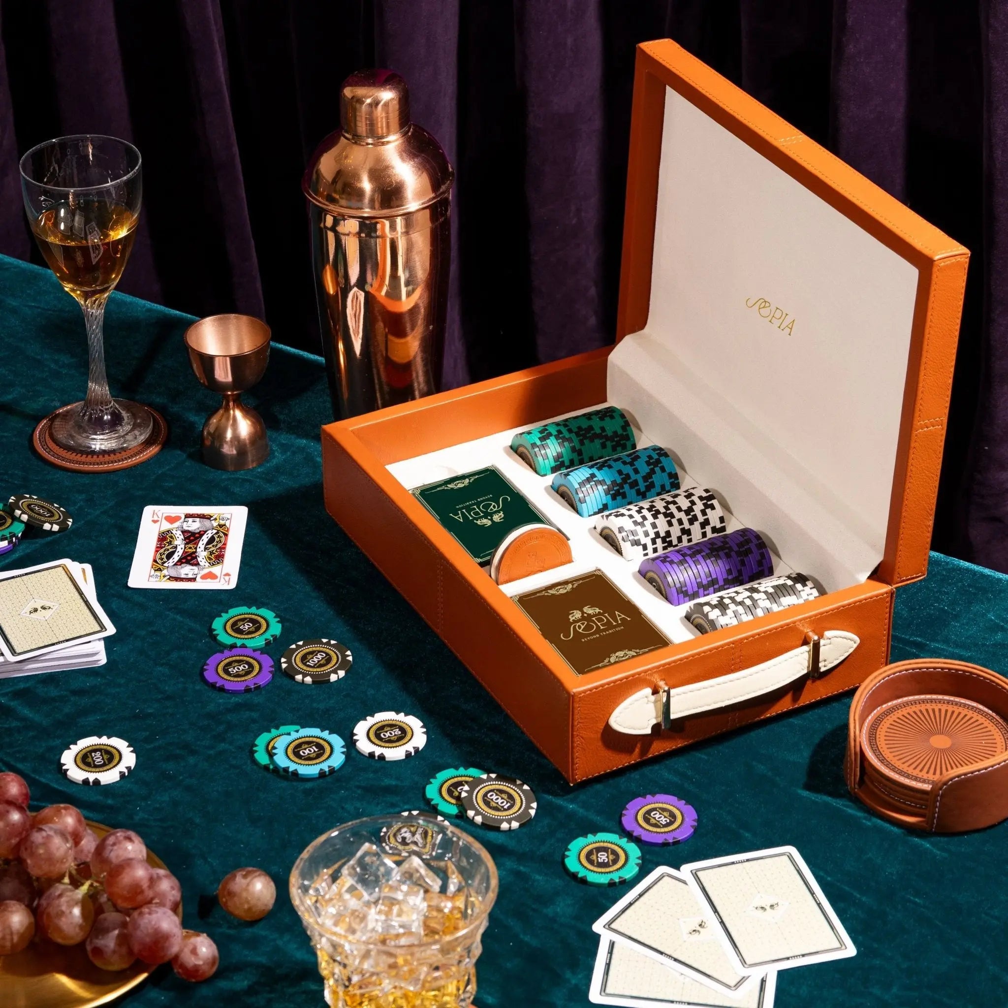 コレクション Patron Poker-Set Lacquered Wood Poker Set | Shinola